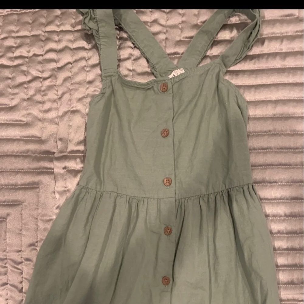 H&M girls cute dress size 6-7